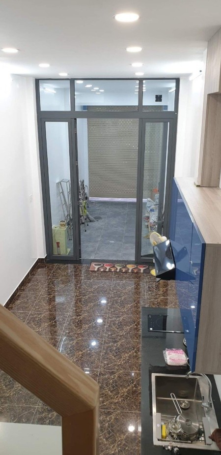 Cho thuê nhà nguyên căn 20tr/th mặt tiền đường Huỳnh Tấn Phát phường Tân Thuận Đông quận 7