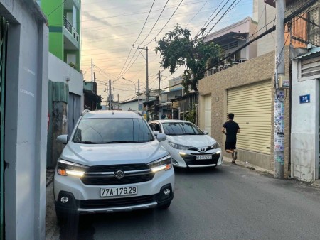 Cho thuê nhà nguyên căn mặt tiền đường 5 Tăng Nhơn Phú B, Quận 9, giá 10 triệu/tháng