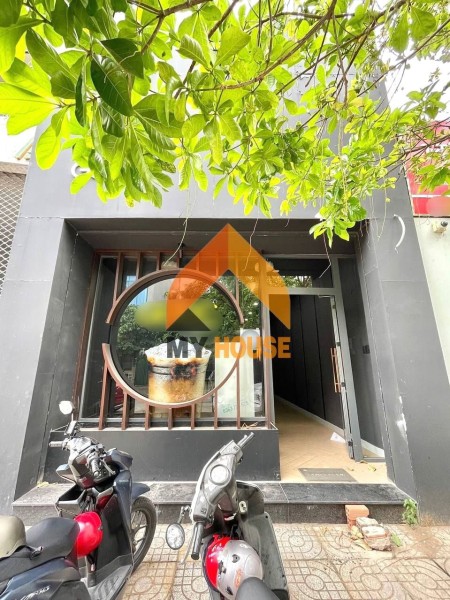 Nhà đẹp như tranh vẽ ngay chi cục thuế Quận 2, giá tốt