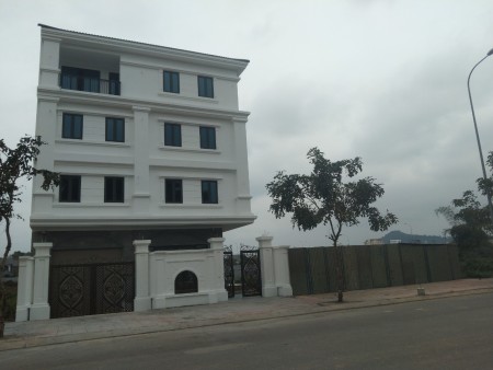 Cho thuê nhà, văn phòng Vĩnh Yên – Vĩnh Phúc, 1.25m2, 11 phòng ngủ, 11 toilet