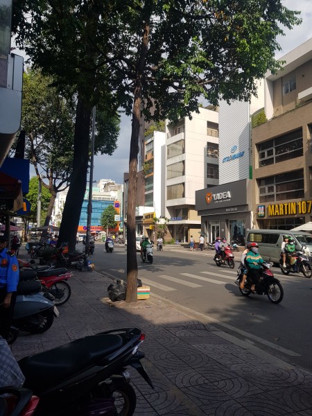 Cho thuê nhà 5 tầng mới MẶT TIỀN Võ Thị Sáu Quận 3 giá 25tr