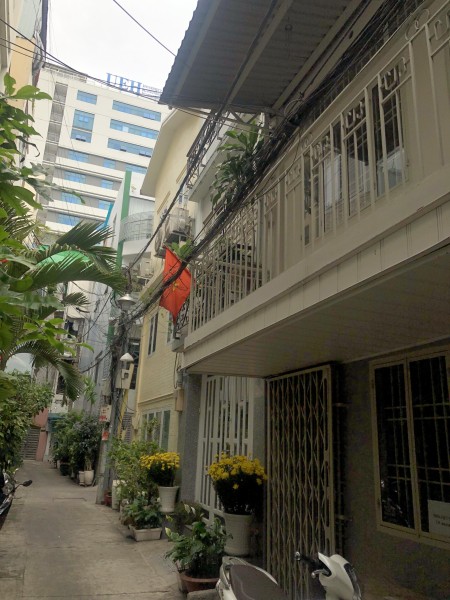 Chính chủ cho thuê nhà nguyên căn, hẻm xe hơi Nguyễn Tri Phương F5 Q10 HCM
