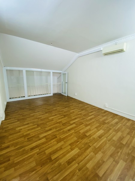 Cho thuê nhà Nguyễn Đình Chiểu Q3, 4X12, nhà mới, giá 16,5tr/tháng, vào ở liền