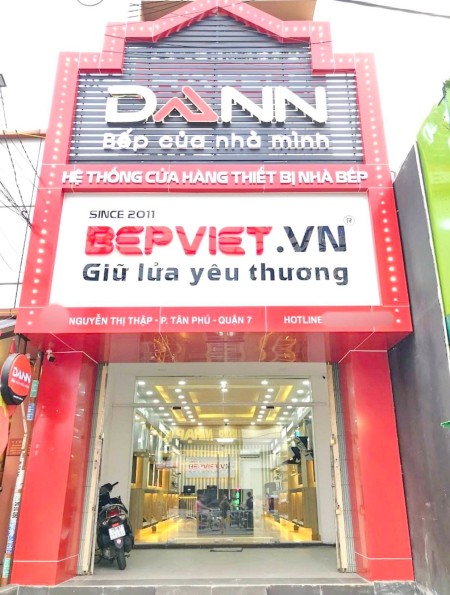 Cho thuê nhà 1 lầu mặt tiền Nguyễn Thị Thập Quận 7