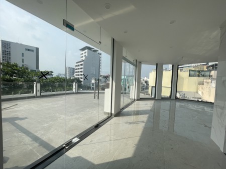 Toà Nhà Góc Mặt Tiền đường Ung Văn Khiêm: 12x18m Trệt 6 Lầu suốt