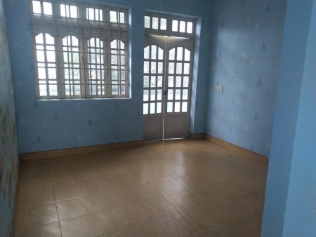 Cho thuê nhà đường Đỗ Xuân Hợp, Phước Long B, Quận 9 chỉ 8tr/ tháng. giá tốt, 80m2, 3 phòng ngủ, 2 toilet