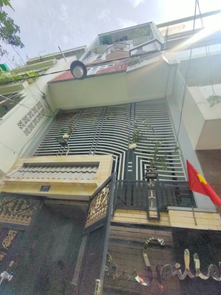 Cho Thuê 5x18 3 lầu TRẦN QUANG DIỆU Quận 3