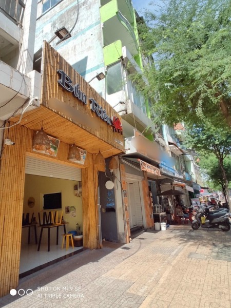 Cho thuê nhà MT Nguyễn Duy Dương, 5m x 21m, nở hậu 8m, giá 49tr, 140m2, 2 phòng ngủ, 2 toilet