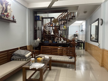 Nhà HXH đường D2: 4x20m Trệt 3 Lầu KD đa ngành: giá 35tr