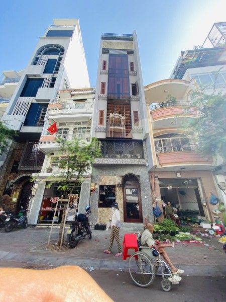 Nhà cho thuê nguyên căn góc 2 mặt tiền An Dương Vương P4, Q5 4x20m 5 tầng - 55 triệu/tháng