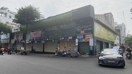 Cho thuê nhà góc 2MT siêu hot nằm ngay trung tâm Q. 1