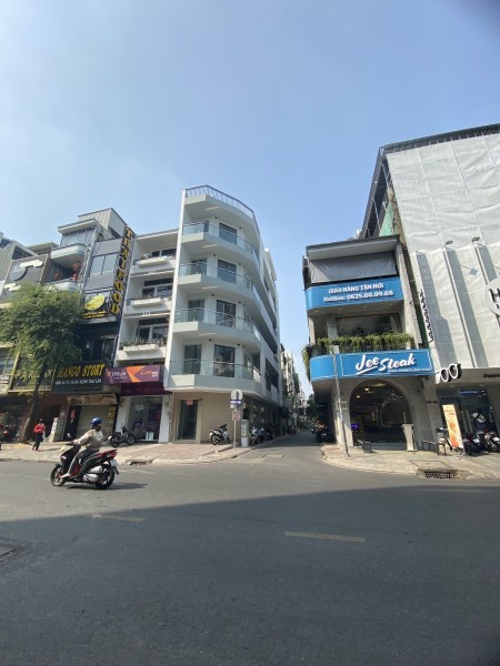 Siêu Hot ! Cho thuê nhà nguyên căn góc 2 mặt tiền đường Sư Vạn Hạnh .