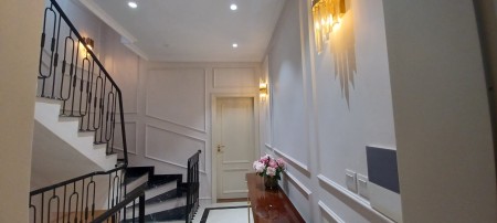 Cho thuê gấp mặt tiền Đào Duy Anh, DT 5 x 20m, 2 lầu, gía cho thuê 30 triệu