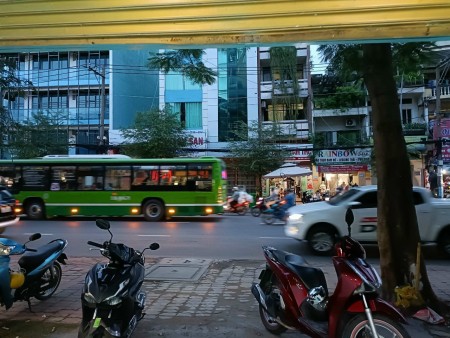 Cho thuê nhanh nhà 80m2 mặt tiền Đinh Bộ Lĩnh chỉ 15tr/tháng