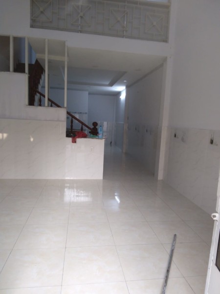 Cho thuê nhà nguyên căn đường số 8, P11, Gò Vấp, ngay trường Nguyễn Du