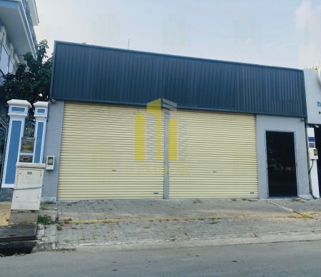 Nhà trống 10x16m gần ngay Cao Đức Lân 27 triệu, 160m2, 2 phòng ngủ,
