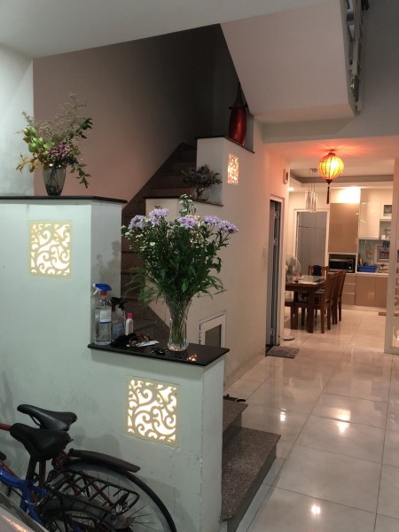 Cho thuê nhà mặt tiền đường số 32 KDC An Phú Hưng