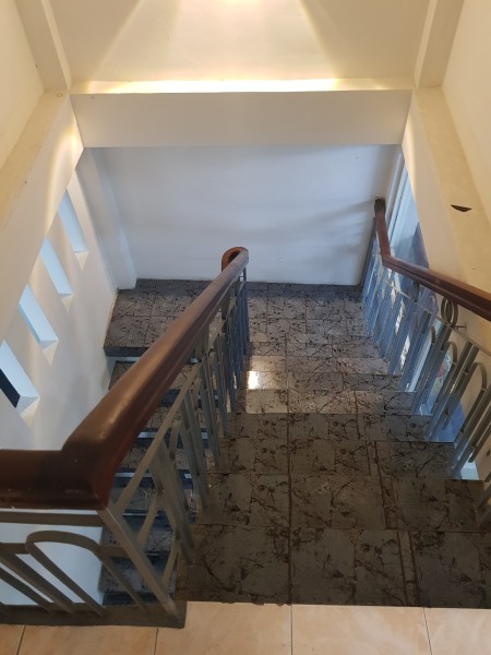 Cho thuê nhà 2T HBG Phan Xích Long 68m2 giá 12,5 tr