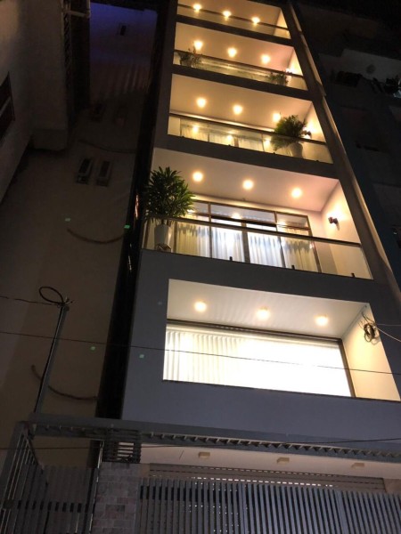 Cho thuê nhà nguyên căn mặt tiền Trần Bình Trọng Q5