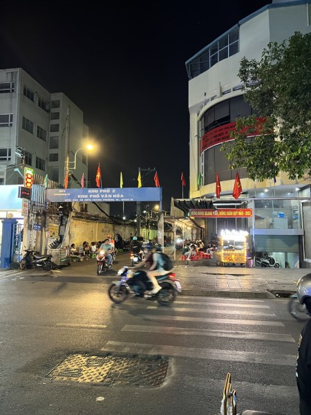 Cho thuê nhà MT Tô Hiến Thành Q10 8X20 hầm 4 tầng, 2 Mặt tiền, 145tr TL