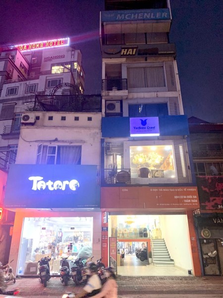 Cho thuê nhà mặt phố làm văn phòng mặt phố 88 Xã Đàn diện tích 185m2/1 sàn., 185m2, ,