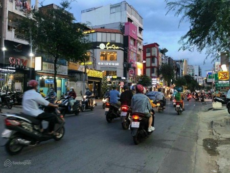 Cho thuê nhà MT Cách mạng Tháng 8 Q.tân Bình, 4.5x18m,1 trệt, 4 lầu. 60tr/th. Lh 0932204185