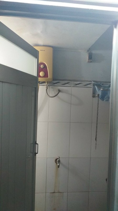 Cho thuê nhà mặt tiền nguyên căn đường Phú Thọ