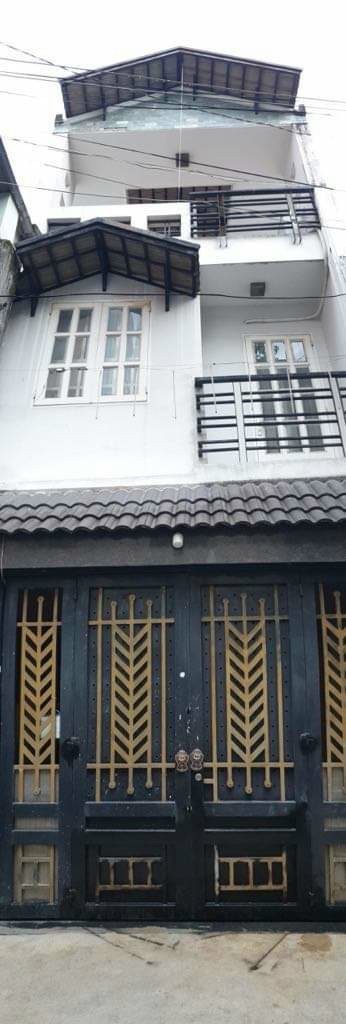 Cho thuê nhà hẻm xe hơi đường Xóm Vôi