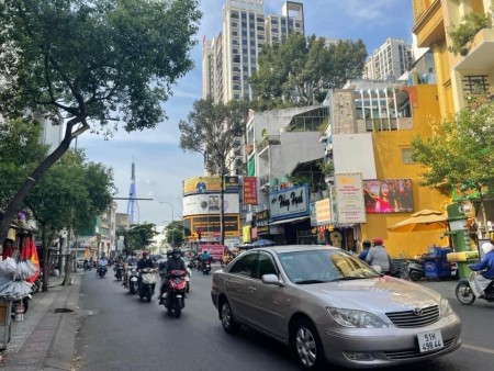 Cho thuê nguyên căn Mặt tiền Cao Thắng, p11, Quận 10