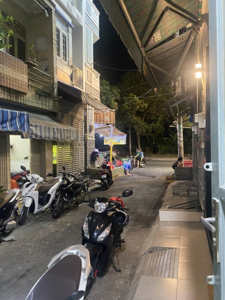 Cho thuê nhà Gần Cầu Rạch Cây - Q6 ( Mua bán nhỏ OK )