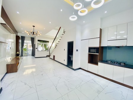 Nhà Phố Merita Khang Điền - 5x18m Full Nội Thất Cơ Bản - đối diện Công Viên Xanh Mát - BV 24/7