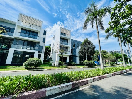 Cho thuê biệt thự đơn lập Villa - Liên Phường Q9 - Mới đẹp chưa ở - 4 lầu - View công viên xanh mát