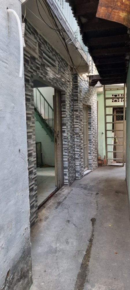 Nhà hẻm 1 xe máy, Hẻm 153 cao thắng