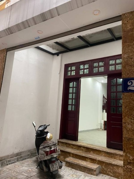 CHO THUÊ NHÀ NGUYÊN CĂN 4 TẦNG HOÀNG VĂN THÁI, 62m2, 6 phòng ngủ, 4 toilet