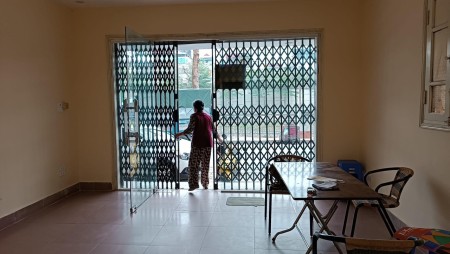 Cho thuê nhà mặt phố Quan Hoa 38m2, MT 4.5m, giá 11 triệu/tháng