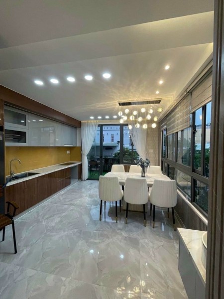 Cho thuê gấp mặt tiền Phạm Cự Lượng, phường 2, Tân Bình, 4 x 12m, Hầm 3 lầu, giá chỉ 22 triệu/tháng