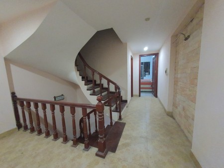 Cho thuê liền kề Văn Quán, gần vòng xuyến 90m2, 5 tầng, hoàn thiện đẹp, 20 triệu, 450m2, 4 phòng ngủ,