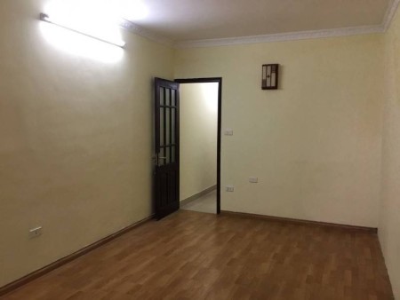 Cho thuê nhà phố Đại La Hai Bà Trưng 4pn 4vs giá chỉ 10 triệu