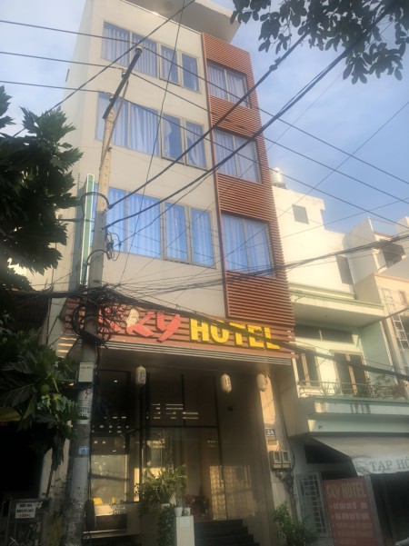 Cho thuê tòa nhà có hầm lửng 4 lầu đường 40 phường tân quy quận 7