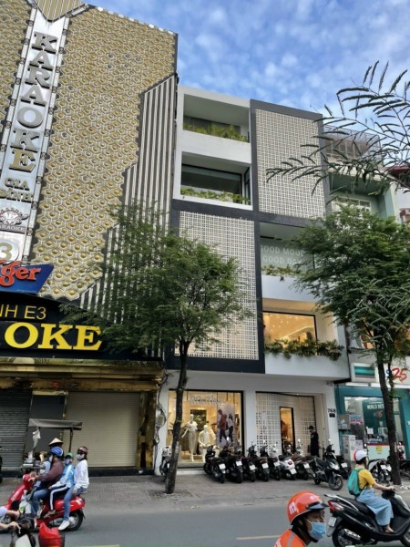 Cho thuê nhà mặt tiền Phạm Văn Hai, quận Tân Bình DT 6 x 20m, 2 tầng giá 45 triệu