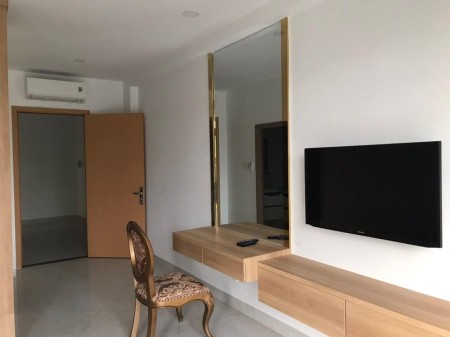 Cho thuê nhà nguyên căn phố Lakeview City 1 trệt 3 lầu thang máy