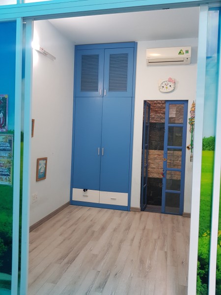 Cho thuê nhà đầy đủ nội thất Huỳnh Văn Bánh, 57m2 gồm 2PN giá 13,5tr