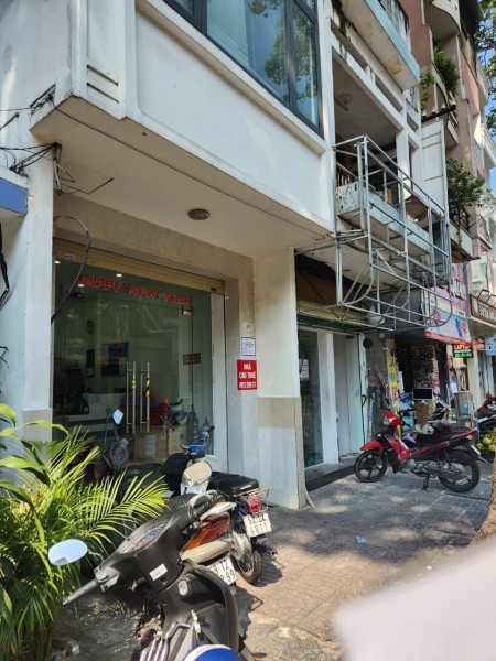 Cho thêu nhà mặt tiền Tôn Thất Tùng Q.1 làm vp công ty, spa...