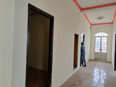 Cho thuê nhà mặt tiền đường Tân Thới Hiệp quận 12