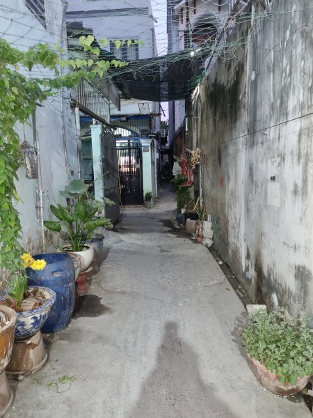 Cho thuê nhà sau lưng GIGAMALL PHẠM VĂN ĐỒNG đường 20- p.hiệp bình chánh- thủ đức