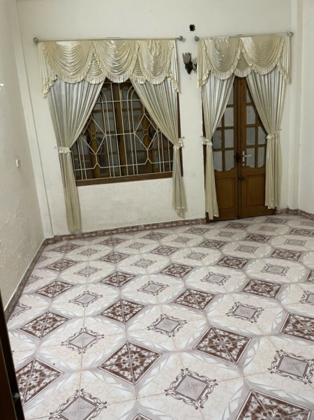 cho thuê nhà nguyên căn ngõ Văn Hương đống đa