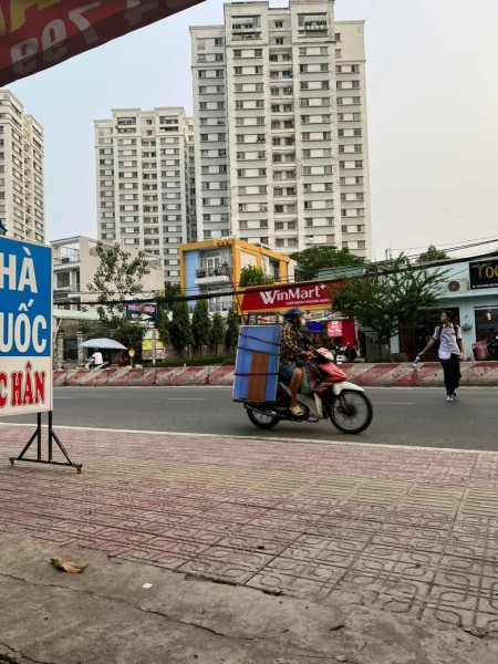 Cho thuê nhà mặt tiền Huỳnh Tấn Phát, Phú Xuân, Nhà Bè, diện tích: 5m x 18m.