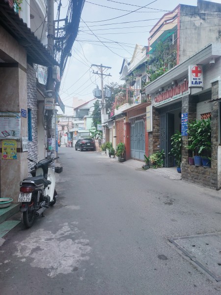 Cho thuê nhà mặt tiền đs 2 p16 dt 4x17m 2 lầu 5pn, 80m2, 5 phòng ngủ,