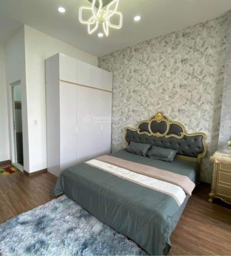 Chính chủ cho thuê nhà MT Nguyễn Tiểu La, quận 10, full nội thất cơ bản