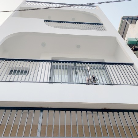 Cho thuê nhà HXH 285 CMT8, Q10, sát Hà Đô Centrosa